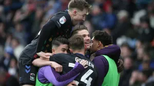 Mark Robins enjoys return to Huddersfield as Coventry run riot
