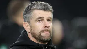 St Mirren manager Stephen Robinson