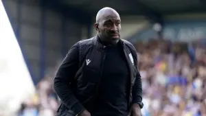 Darren Moore frustrated as Sheffield Wednesday drop points again