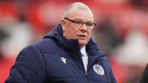 Incensed Stevenage boss Steve Evans wanted Hartlepool goalkeeper to see red