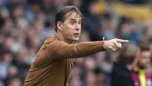 Julen Lopetegui still sees a threat to his upwardly-mobile Wolves