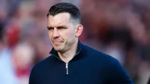 Matt Bloomfield urges Wycombe to remain level-headed in play-off push