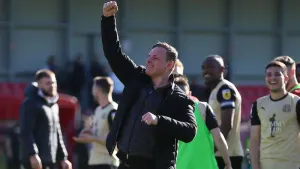 Richie Wellens delighted with Darren Pratley’s response in Orient win at Salford