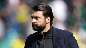 Russell Martin hails ‘absolutely brilliant’ Swansea after cruise at Norwich