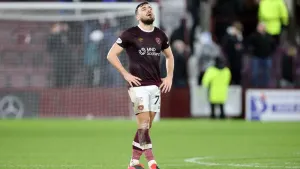 Steven Naismith makes decision to call time on Robert Snodgrass’ Hearts stay