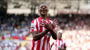 Brentford’s fine season ends with victory over champions Manchester City