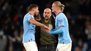 David Seaman backs Manchester City to go on and win treble