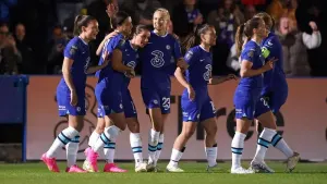 Sam Kerr’s late winner keeps Chelsea on course for another WSL title