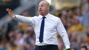 Sean Dyche calls for one final push from Everton in Premier League survival bid