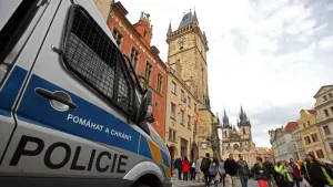Extra police drafted in for West Ham-Fiorentina final in Prague
