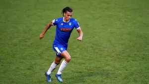Livingston sign Harrogate full-back Miles Welch-Hayes