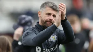 Stephen Robinson has extended his deal at St Mirren (Steve Welsh/PA)