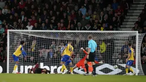Dominic Solanke helps fire Bournemouth into next round after beating Stoke