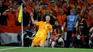 Republic of Ireland qualification hopes all but ended by defeat to Netherlands