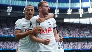 Richarlison ends difficult week by inspiring dramatic comeback win for Tottenham