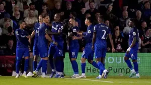 Tomas Soucek helps West Ham avoid upset at Lincoln