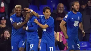 Birmingham get back to winning ways with comfortable victory over Huddersfield
