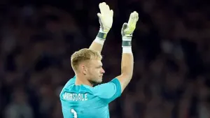 Focus on goalkeeping battle is strange – Aaron Ramsdale