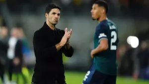 Mikel Arteta defends selecting Bukayo Saka as winger limps off again in Lens