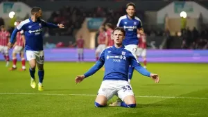 Nathan Broadhead nets winner as high-flying Ipswich battle past Bristol City