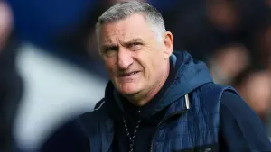 Tony Mowbray insists in-form Sunderland ‘have to keep going’