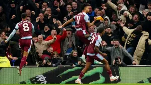Aston Villa move into the top four as Tottenham’s slump continues
