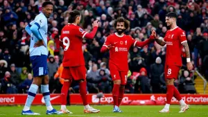 Mohamed Salah at the double as Liverpool brush aside Brentford