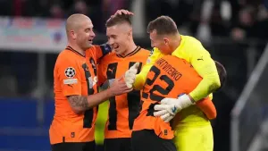 Shakhtar Donetsk stun Barcelona in Champions League