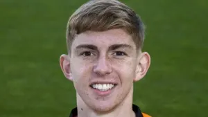 Dundee United back on top after narrow win against Ayr
