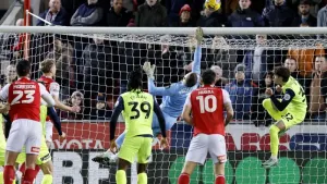 Play-off chasing Sunderland held at rock-bottom Rotherham