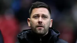 Des Buckingham urges Oxford to be more consistent in promotion push