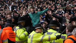 FA investigating after crowd trouble forces delay in West Brom-Wolves derby