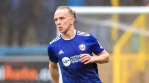 Matty Kosylo sees red as Halifax and Altrincham play out goalless draw