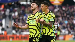 Declan Rice adds to West Ham woes as Arsenal run riot