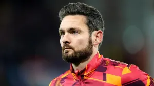 Hearts hand 41-year-old Scotland goalkeeper Craig Gordon new one-year deal