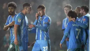 Last-gasp Liam Kitching free-kick snatches point for Coventry at Plymouth