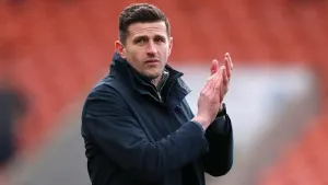 John Mousinho remains positive despite Portsmouth’s draw at 10-man Blackpool