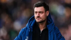 Johnnie Jackson says Ronan Curtis red card against Harrogate ‘ridiculous’