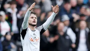 Liam Cullen and Jamal Lowe give Swansea derby victory over Cardiff