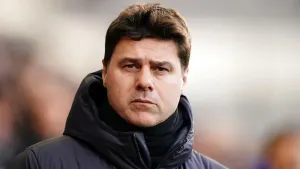 Mauricio Pochettino might have joined in with jeering Chelsea fans