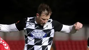 Mike Williamson lauds five-star MK Dons after big win over Walsall