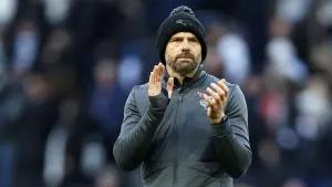 Paul Warne wants Derby to relish the pressure ahead of huge Portsmouth clash