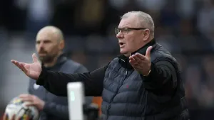 Steve Evans bemoans refereeing and calls for ‘equal chance’ after Stevenage loss