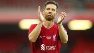 Uli Hoeness says ‘probably impossible’ to lure Xabi Alonso from Bayer in summer
