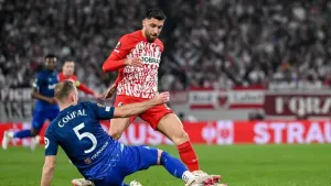 West Ham suffer narrow defeat in first leg of Europa League tie against Freiburg