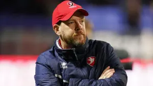 Darrell Clarke urges Cheltenham fans to get behind team in bid to stay up