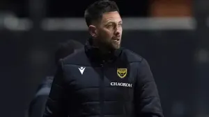 Des Buckingham urges Oxford to enjoy play-offs