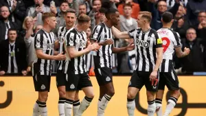 Eddie Howe underlines Alexander Isak’s importance to Newcastle after Spurs win
