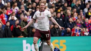 Kevin De Bruyne certain he and Phil Foden could flourish alongside each other