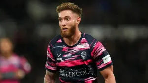 Lincoln’s late play-off surge continues with victory at struggling Carlisle